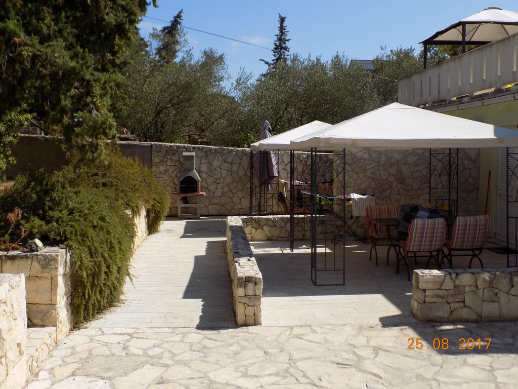 بيوغْغاد نا موغو Apartments Casa Nostra المظهر الخارجي الصورة